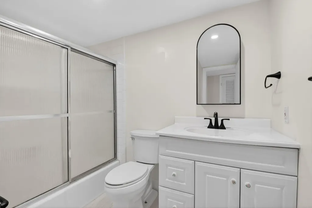 1423 SW 28th Avenue Boynton Beach FL 33426
