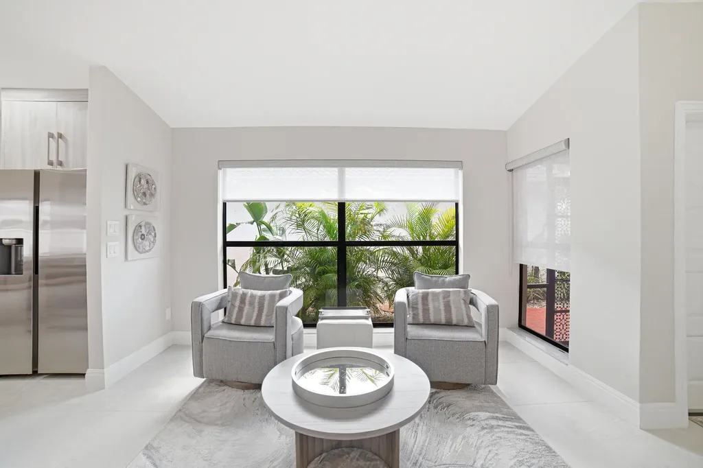 10861 White Aspen Lane Boca Raton FL 33428