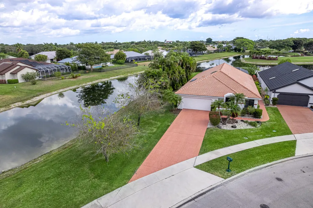 10861 White Aspen Lane Boca Raton FL 33428