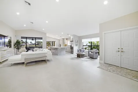 10861 White Aspen Lane Boca Raton FL 33428