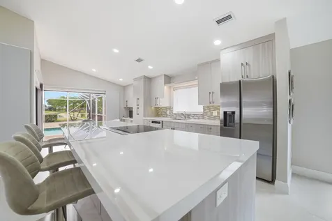 10861 White Aspen Lane Boca Raton FL 33428