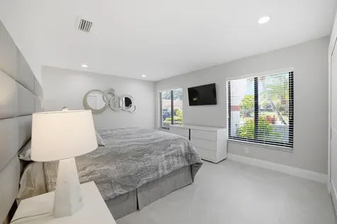 10861 White Aspen Lane Boca Raton FL 33428