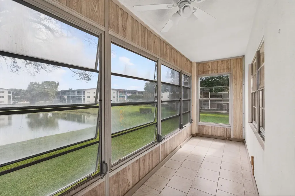 360 Fanshaw I Boca Raton FL 33434