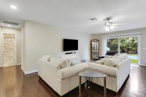 124 Rosewood Circle Jupiter FL 33458