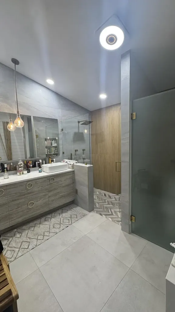 672 NW 45 Avenue Deerfield Beach FL 33442
