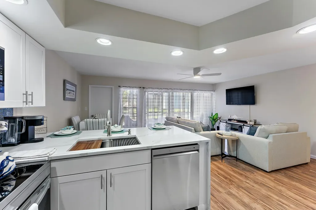 1605 S Us Highway 1 Jupiter FL 33477