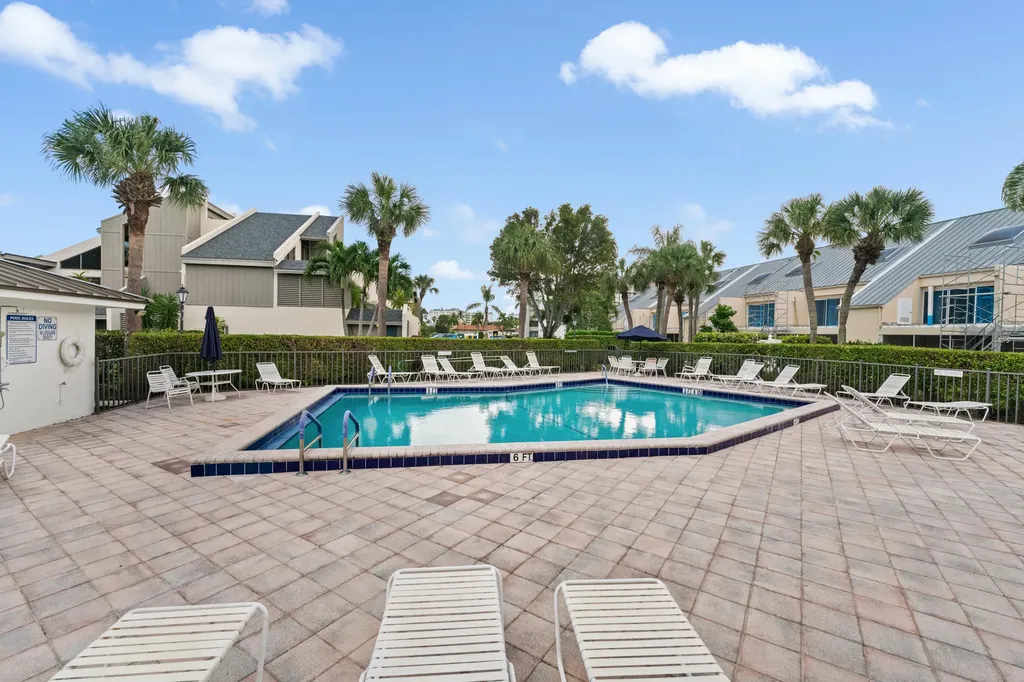 1605 S Us Highway 1 Jupiter FL 33477