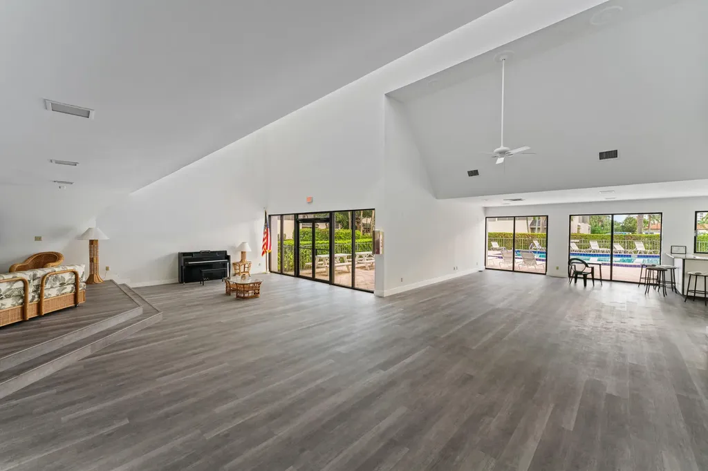1605 S Us Highway 1 Jupiter FL 33477