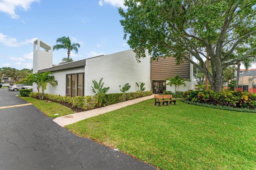 1605 S Us Highway 1 Jupiter FL 33477