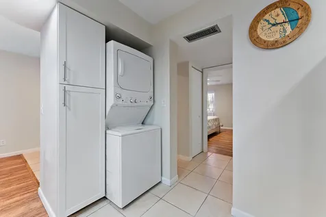 1605 S Us Highway 1 Jupiter FL 33477