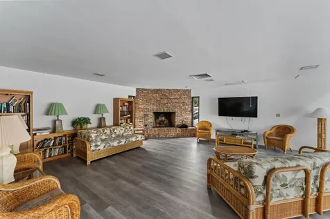 1605 S Us Highway 1 Jupiter FL 33477