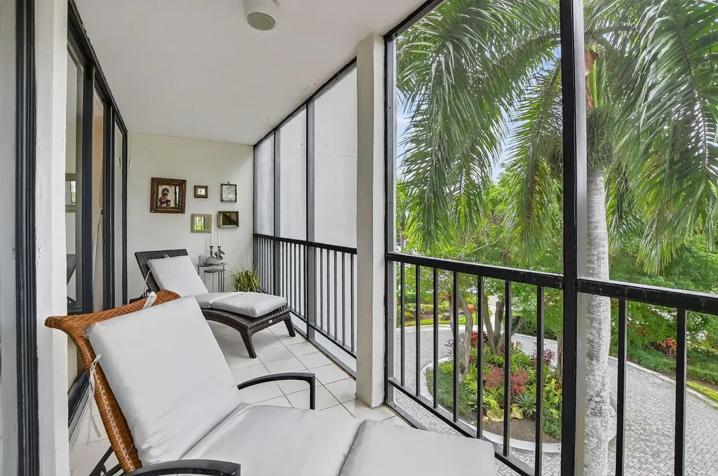 6805 Willow Wood Drive Boca Raton FL 33434
