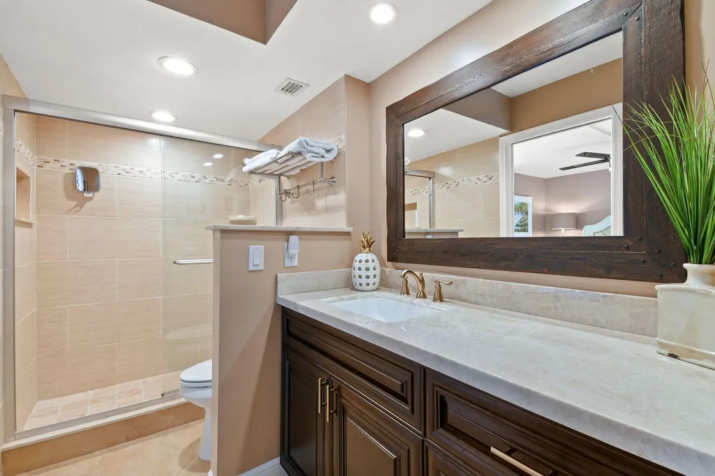 750 Egret 6109 Circle Delray Beach FL 33444
