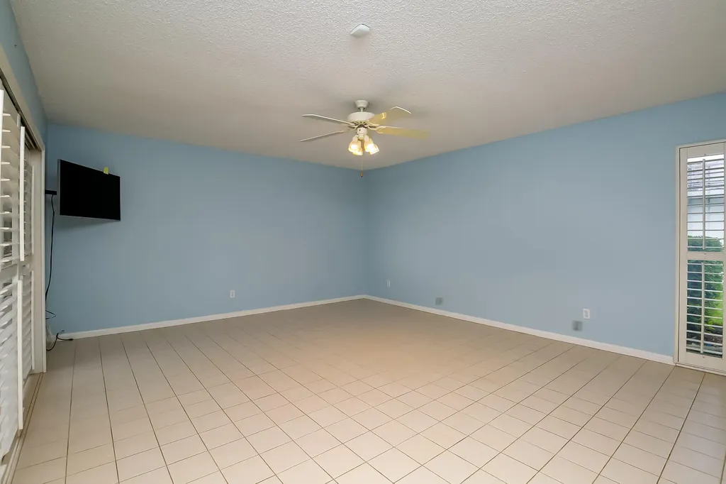 1491 SE Sunshine Avenue Port St Lucie FL 34952