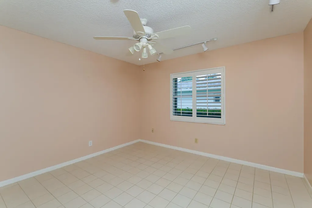 1491 SE Sunshine Avenue Port St Lucie FL 34952
