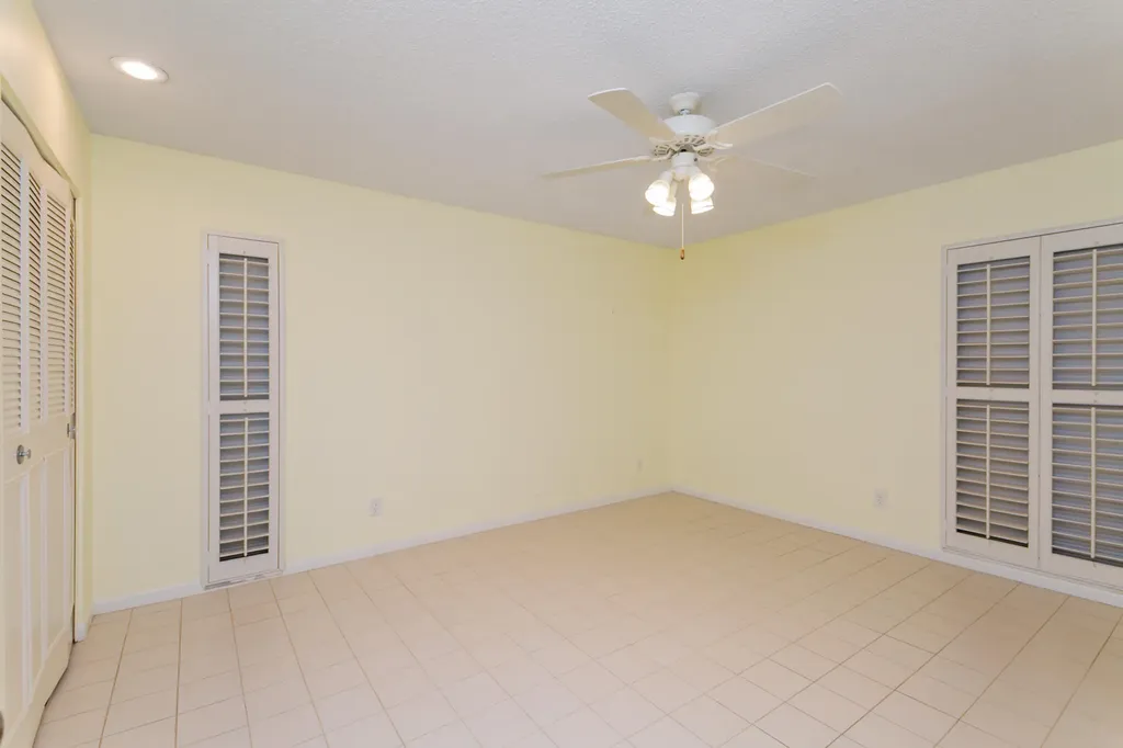 1491 SE Sunshine Avenue Port St Lucie FL 34952
