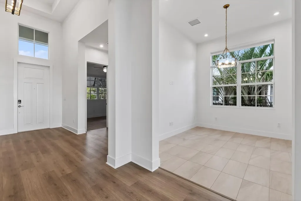 9694 Saint Germain Drive Palm Beach Gardens FL 33412