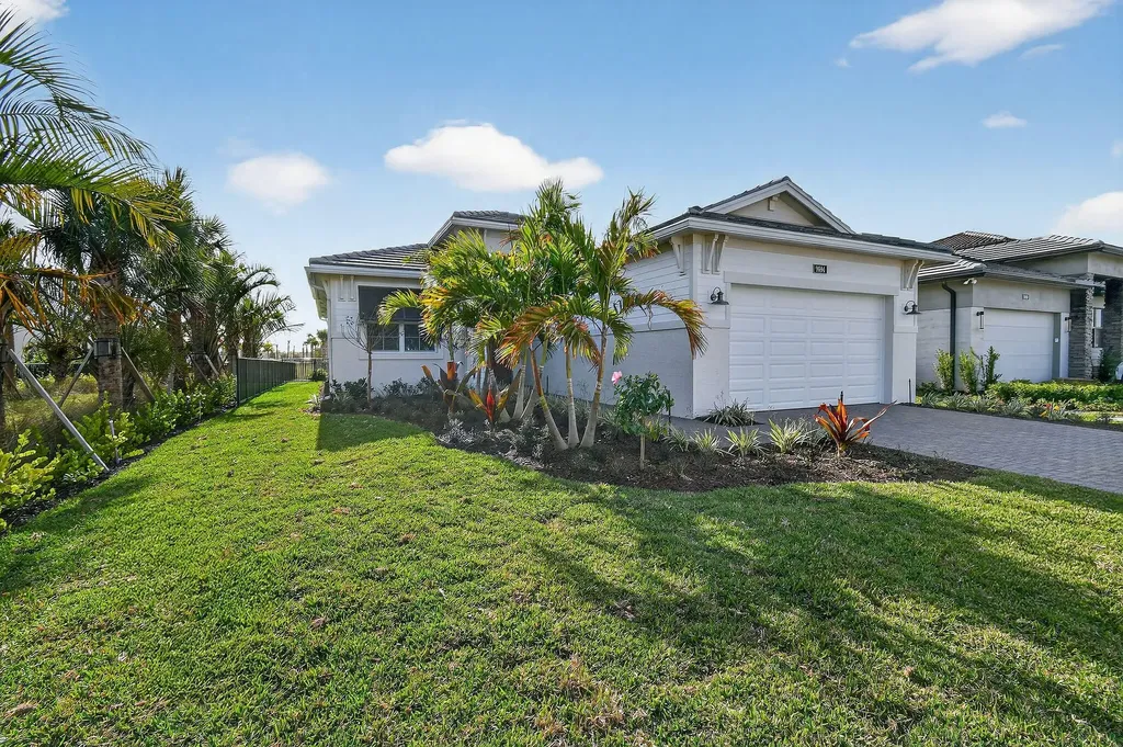 9694 Saint Germain Drive Palm Beach Gardens FL 33412