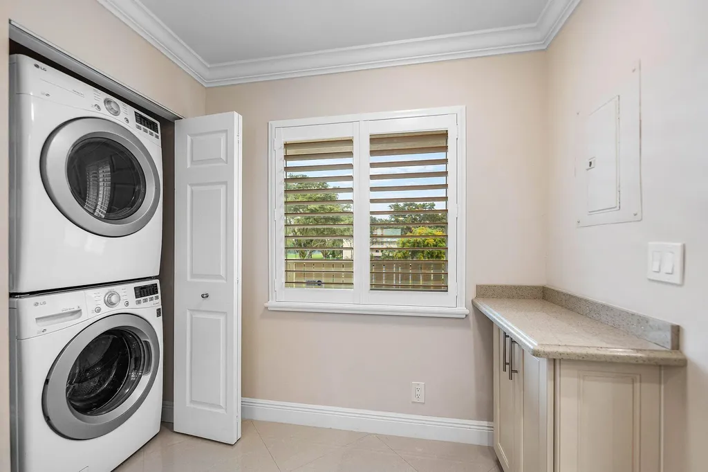 7286 Huntington Lane Delray Beach FL 33446