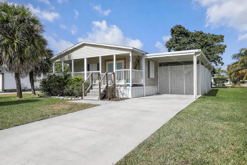 1591 SW 64th Way Boca Raton FL 33428
