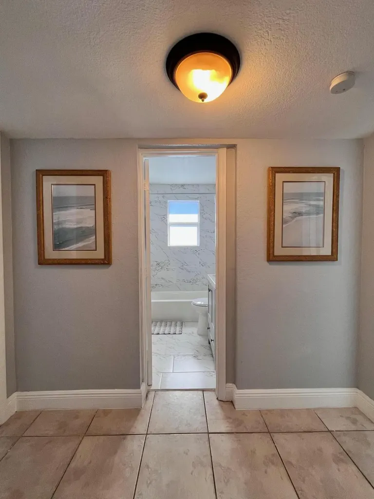118 SW 12th Avenue Delray Beach FL 33444