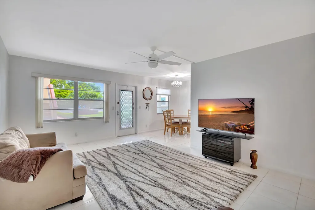 339 Preston I Boca Raton FL 33434