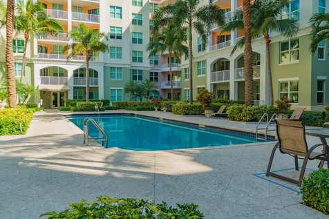 806 E Windward Way Lantana FL 33462