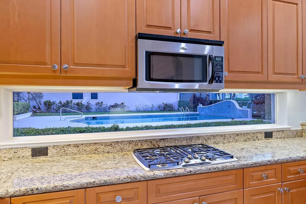1119 Grand Cay Drive Palm Beach Gardens FL 33418