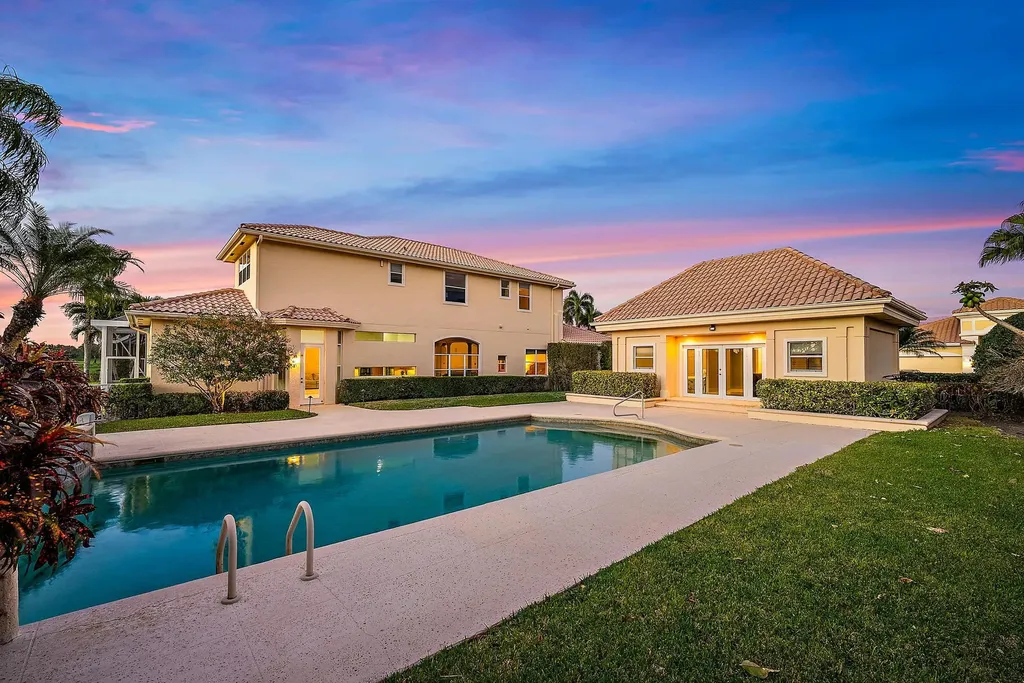1119 Grand Cay Drive Palm Beach Gardens FL 33418
