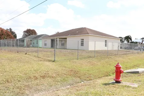 1485 SW Santiago Avenue Port St Lucie FL 34953