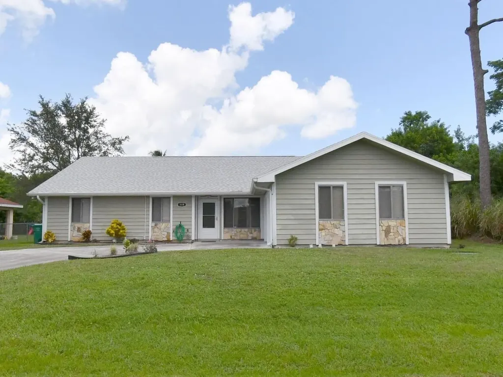 119 SW Fairchild Avenue Port St Lucie FL 34984