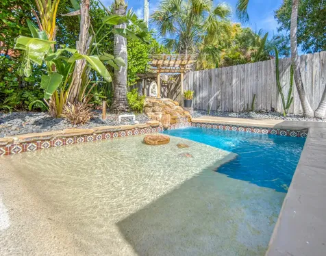 626 N J Street Lake Worth Beach FL 33460