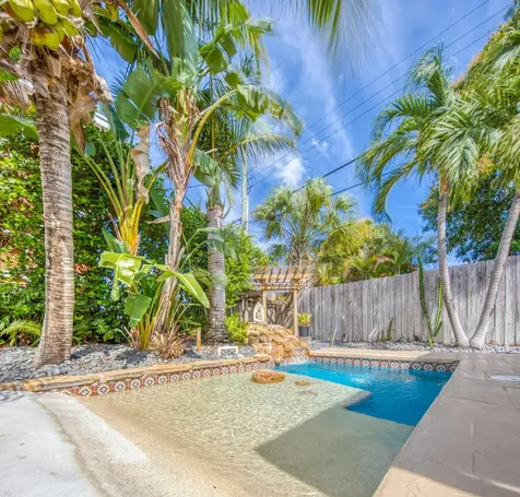 626 N J Street Lake Worth Beach FL 33460