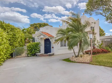 626 N J Street Lake Worth Beach FL 33460