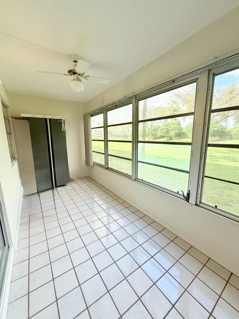 1004 Newcastle A Boca Raton FL 33434