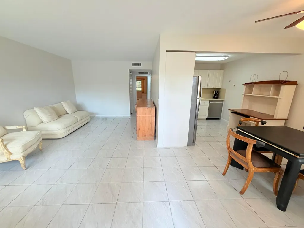 1004 Newcastle A Boca Raton FL 33434