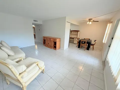 1004 Newcastle A Boca Raton FL 33434
