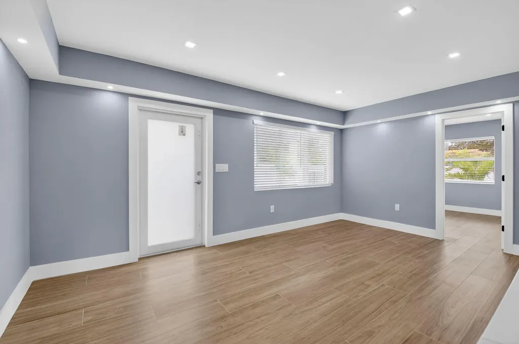 341 SE 3rd Avenue Delray Beach FL 33483