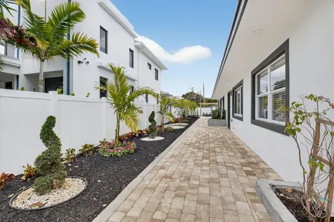 341 SE 3rd Avenue Delray Beach FL 33483