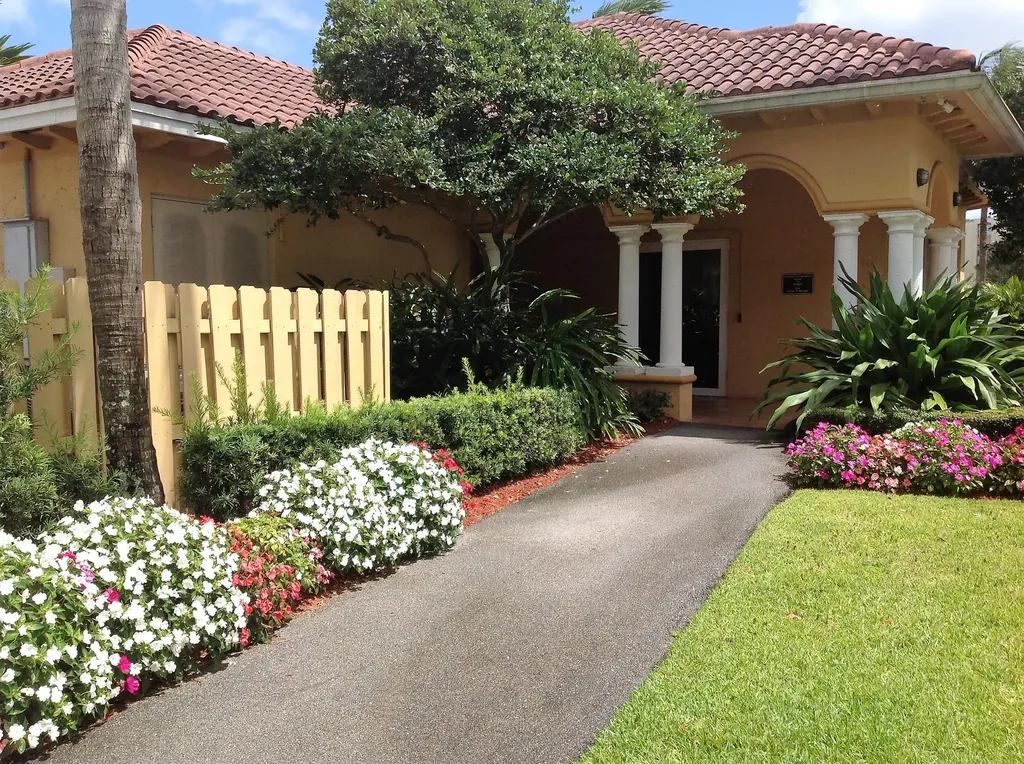 1915 Lavers Circle Delray Beach FL 33444