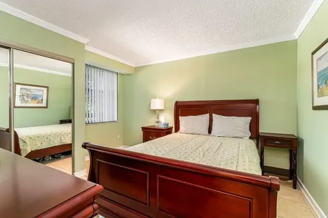 1915 Lavers Circle Delray Beach FL 33444