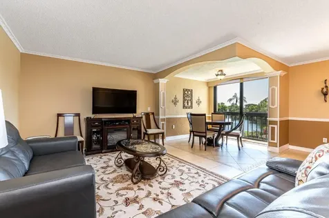 1915 Lavers Circle Delray Beach FL 33444