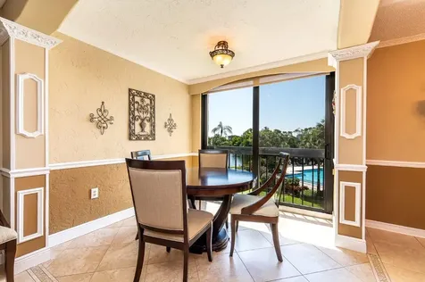 1915 Lavers Circle Delray Beach FL 33444
