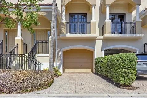 504 Del Sol Circle Tequesta FL 33469