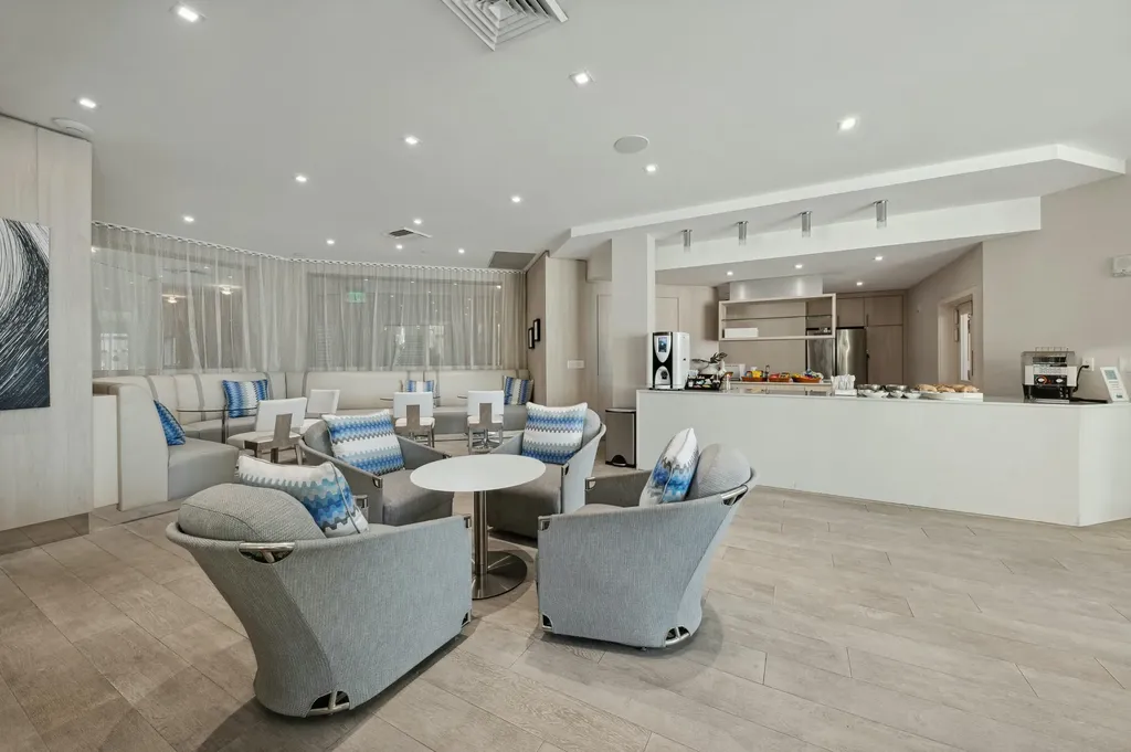 300 SE 5th Avenue Boca Raton FL 33432