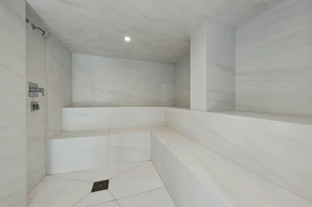 300 SE 5th Avenue Boca Raton FL 33432