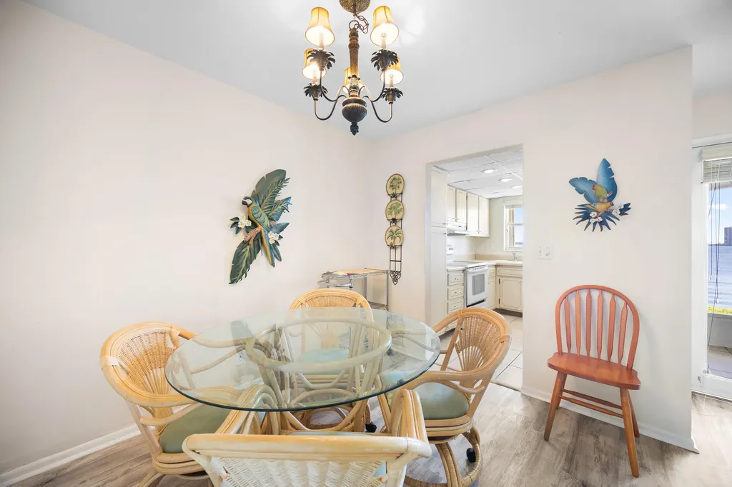 100 Shore Court North Palm Beach FL 33408