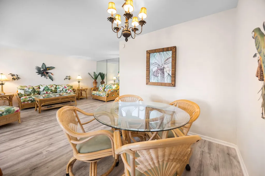 100 Shore Court North Palm Beach FL 33408