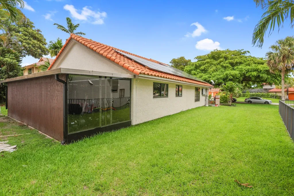 469 NW 38th Avenue Deerfield Beach FL 33442