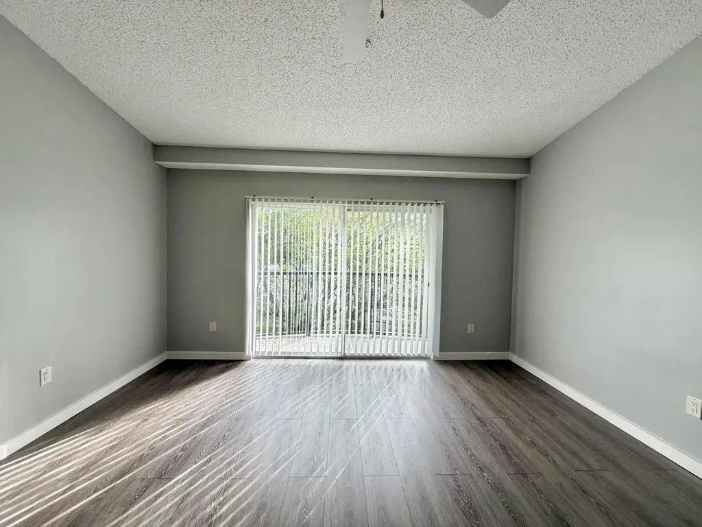 1100 Crestwood Court S Royal Palm Beach FL 33411